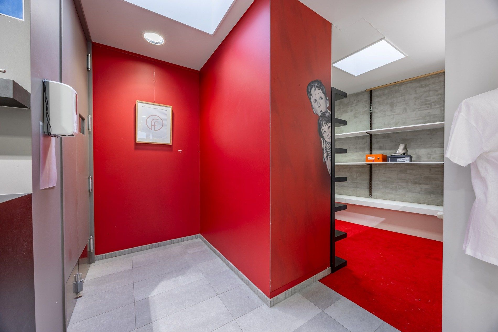 CENTRAAL GELEGEN COMMERCIEEL HANDELSPAND foto 15