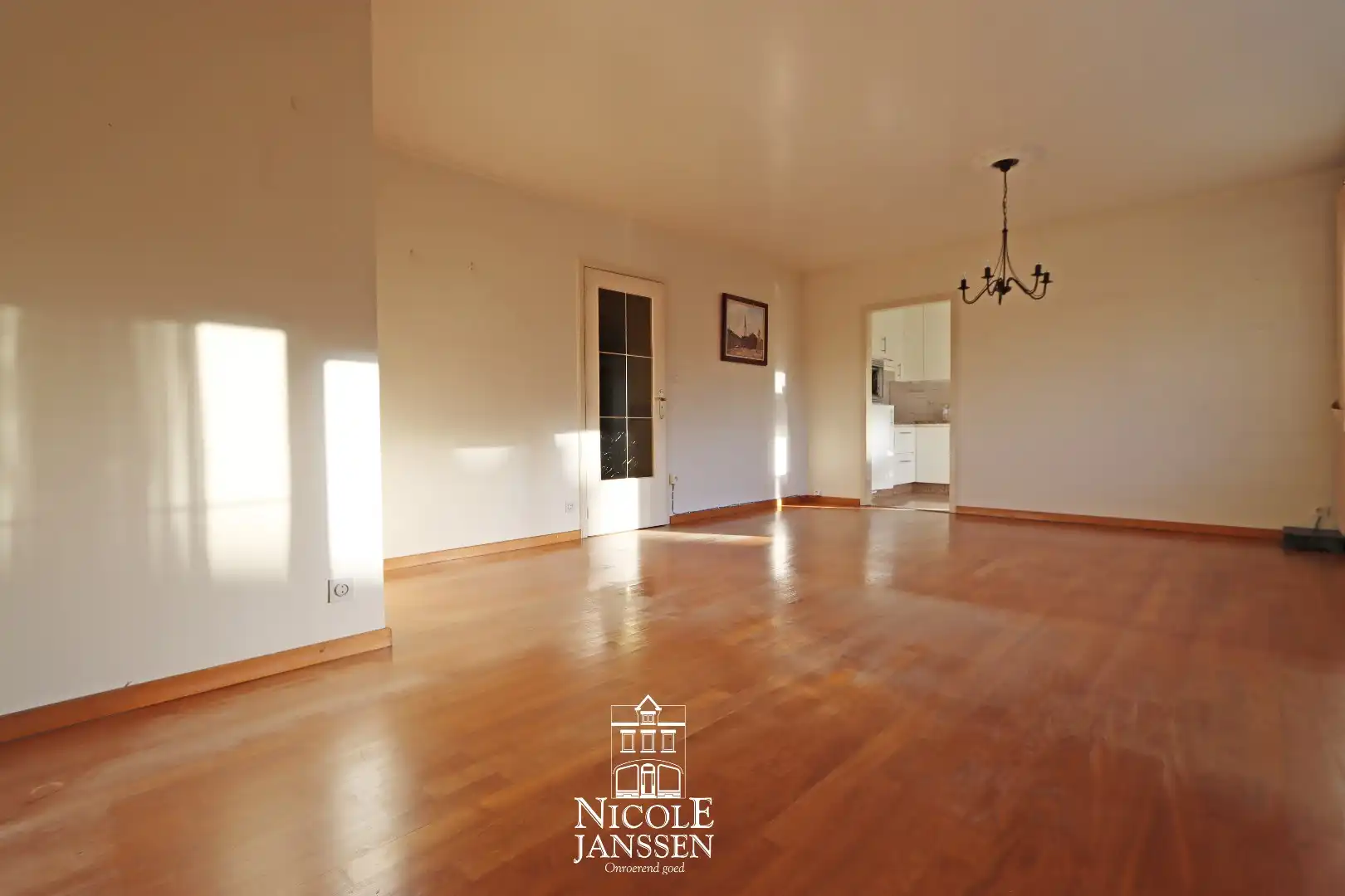 Appartement met 3 slaapkamers, garage en kelderberging  foto 4