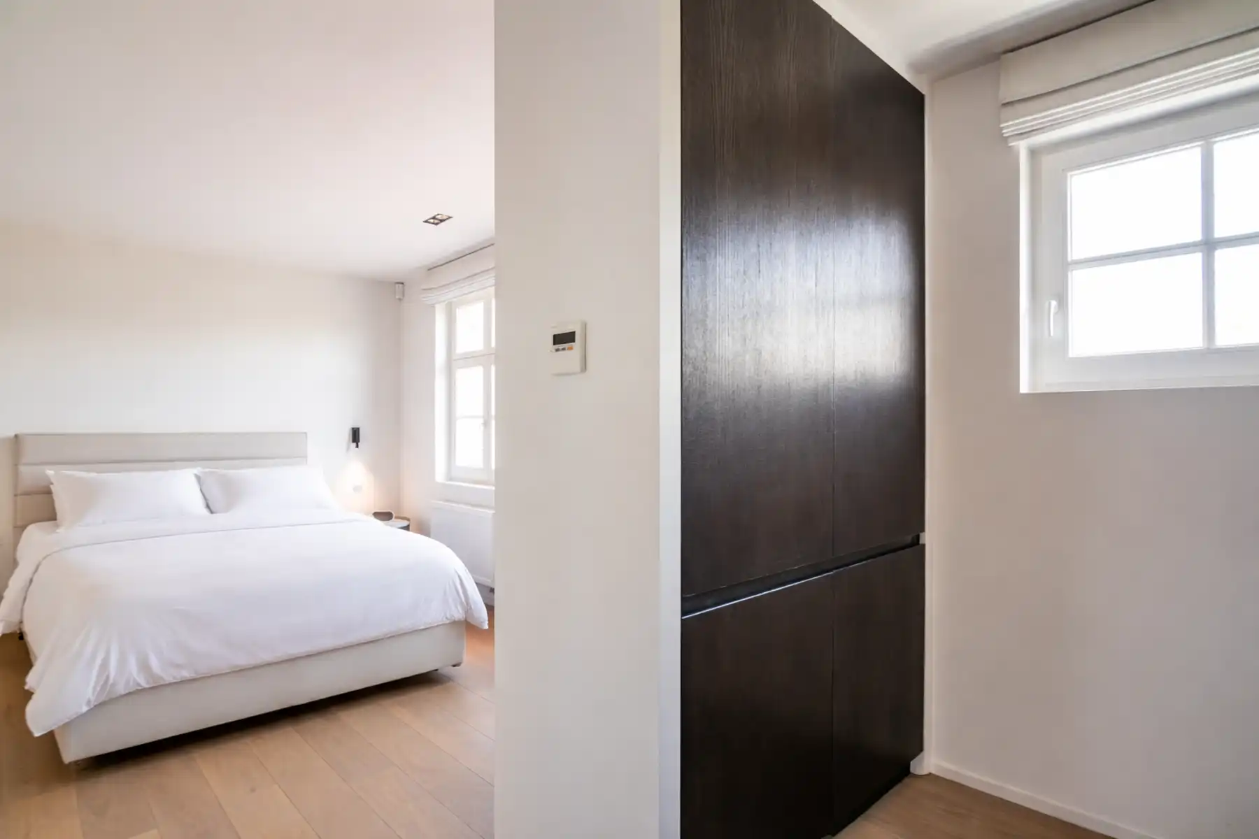 Exclusieve instapklare woning met zwembad en open groenzicht foto 33