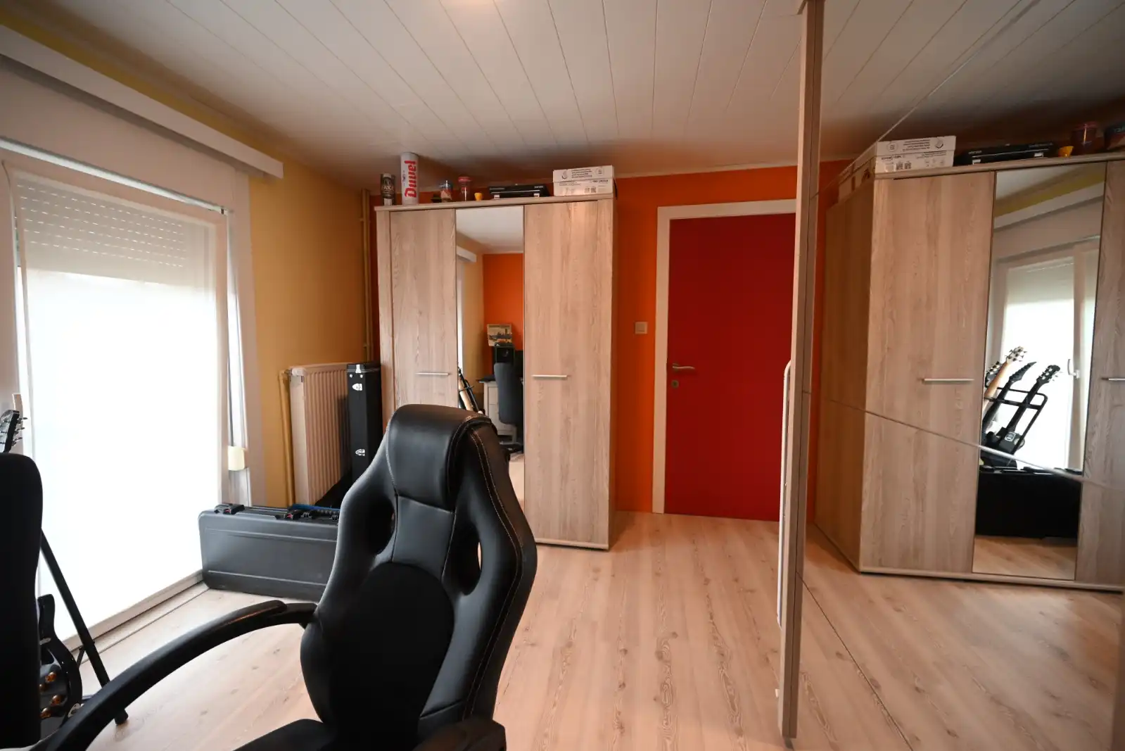 Ruime woning met 3 slaapkamers en carport foto 11