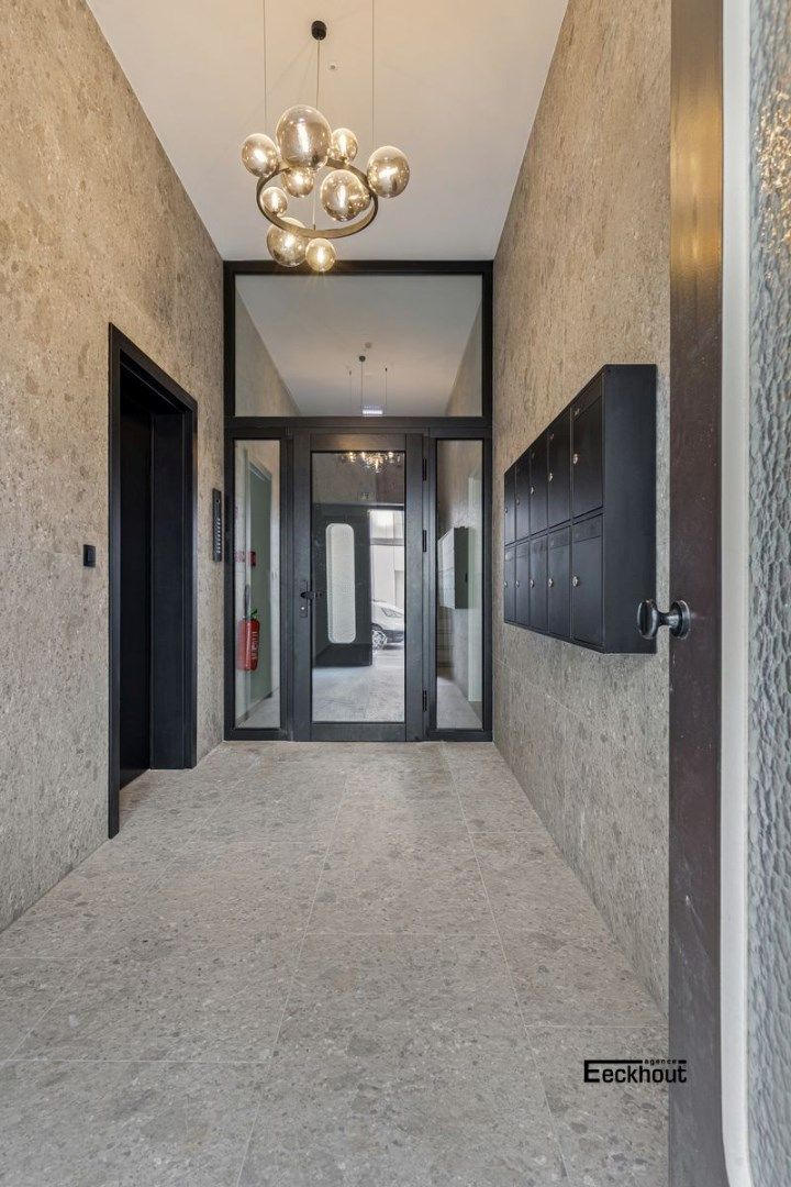 Luxe-appartement op het gelijkvloers met 2 slaapkamers en terras! foto 14