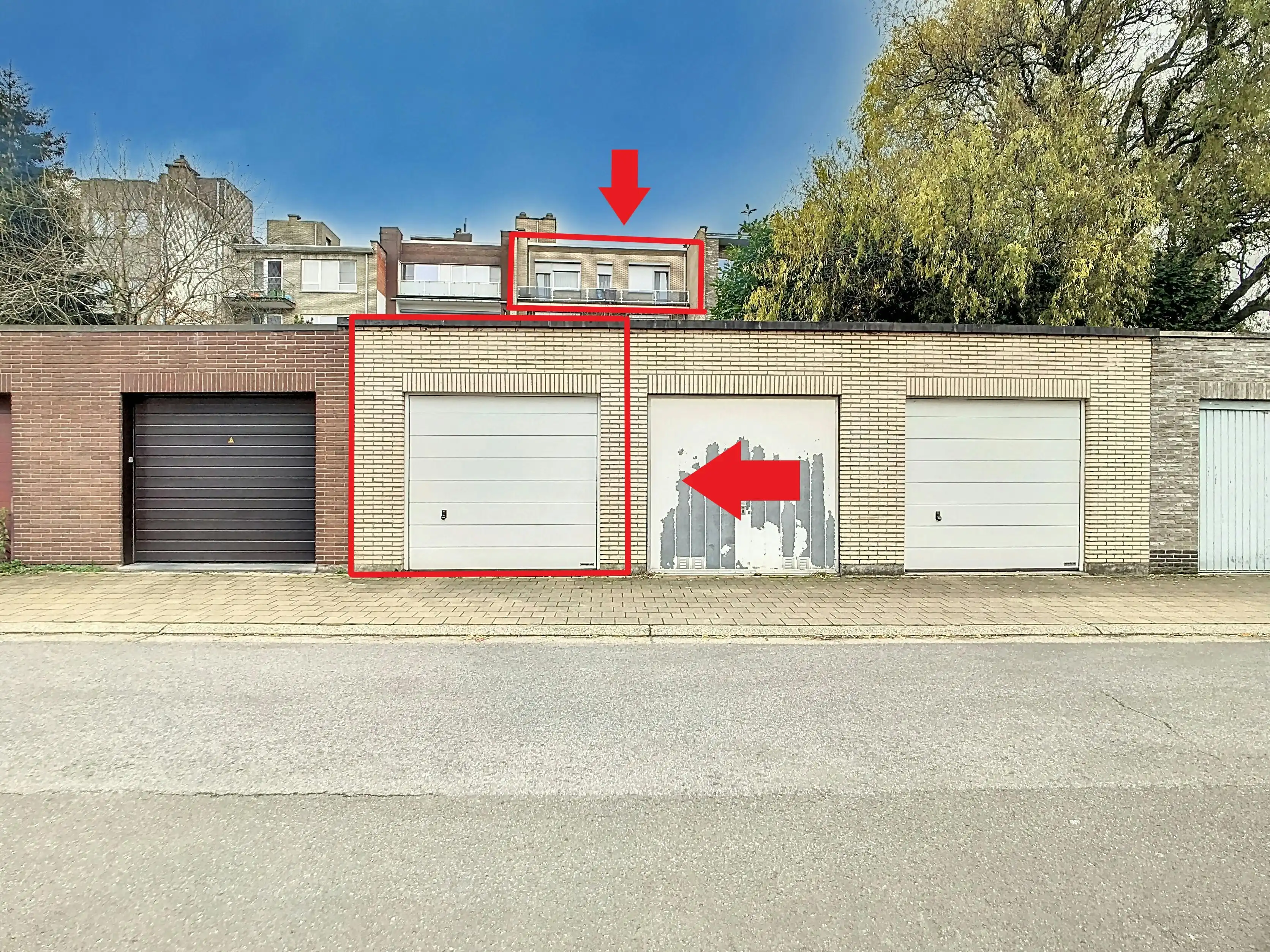 Lichtrijk en centraal gelegen ruim appartement met garage foto 18