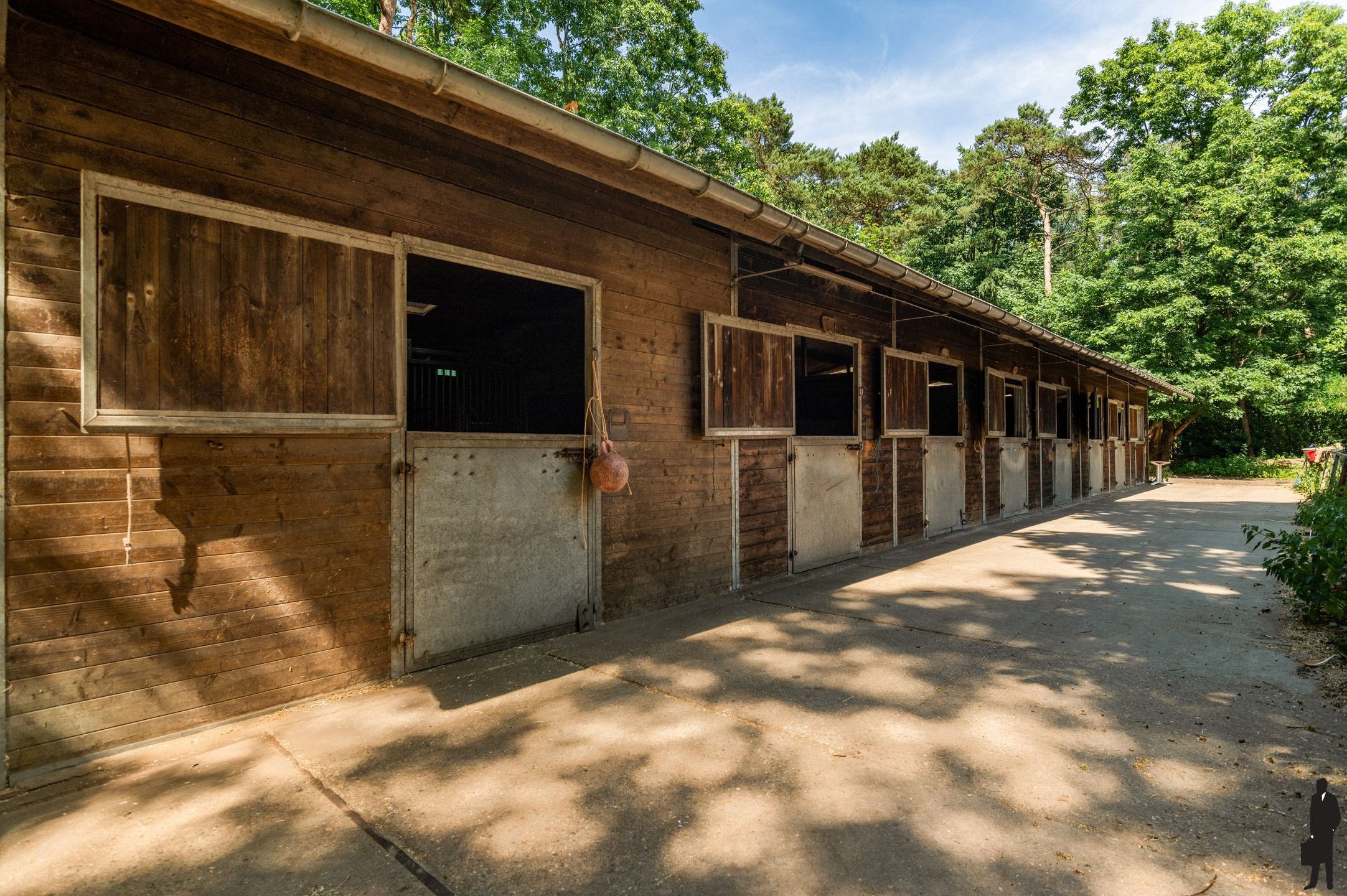 Riante hoeve op uitzonderlijk domein van bijna 10 ha foto 8