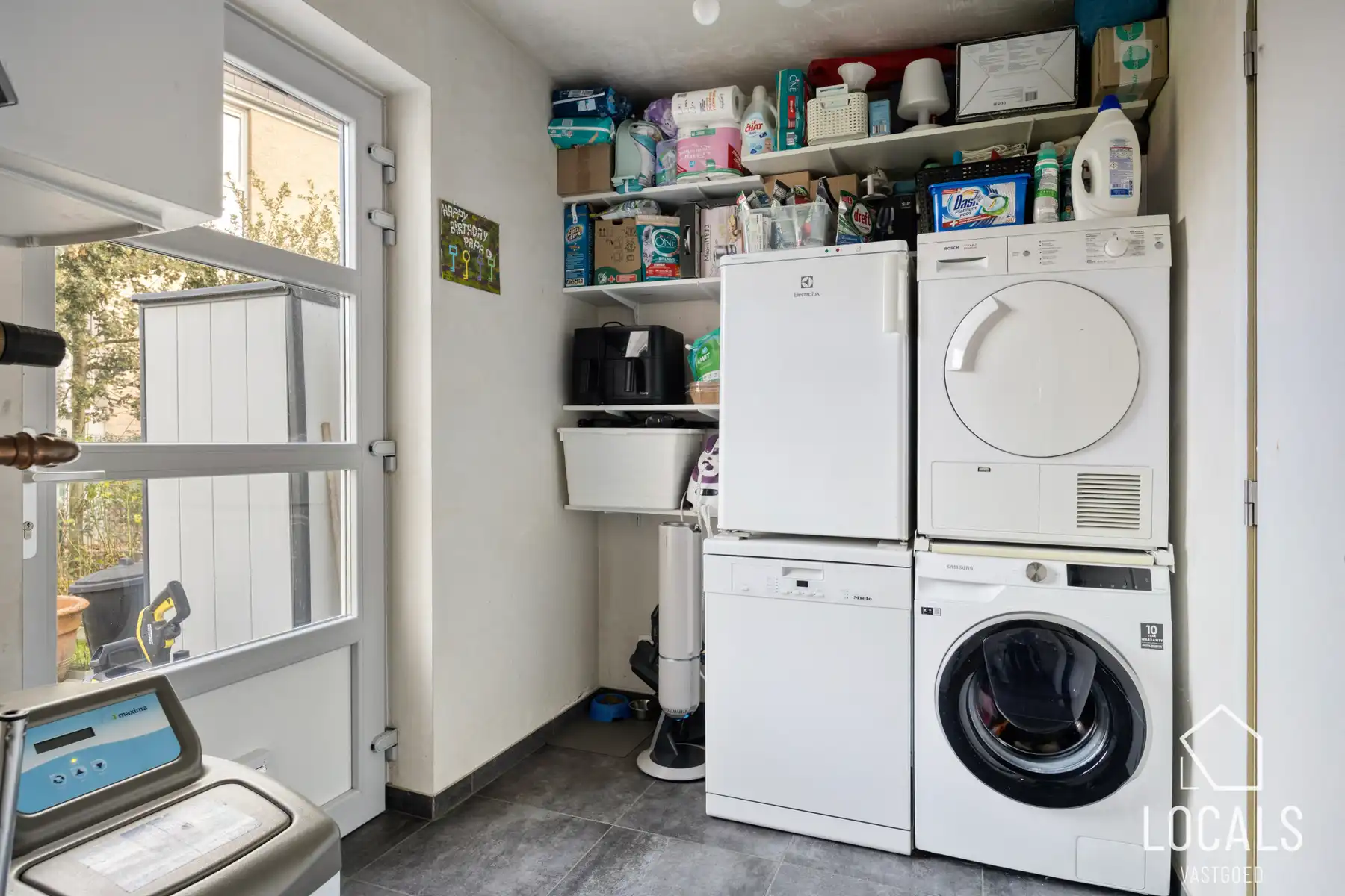 Recente instapklare HOB met garage, tuin en 3 slaapkamers foto 6