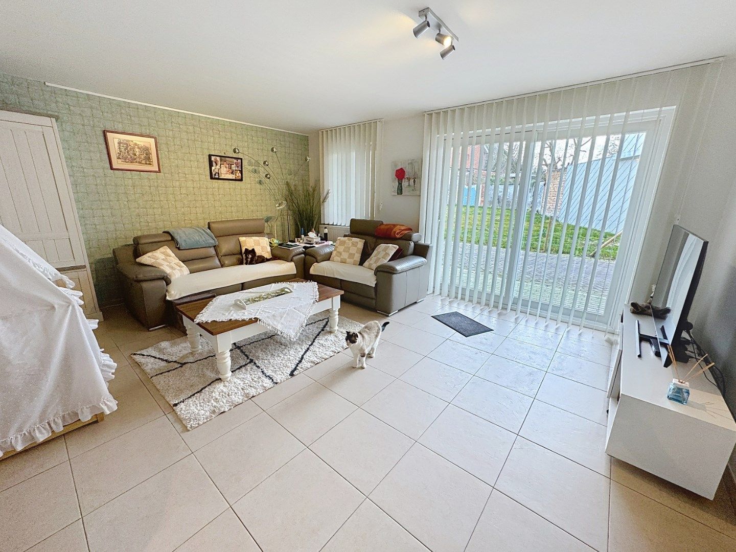 Ruim gelijkvloers appartement op uiterst centrale ligging foto 6