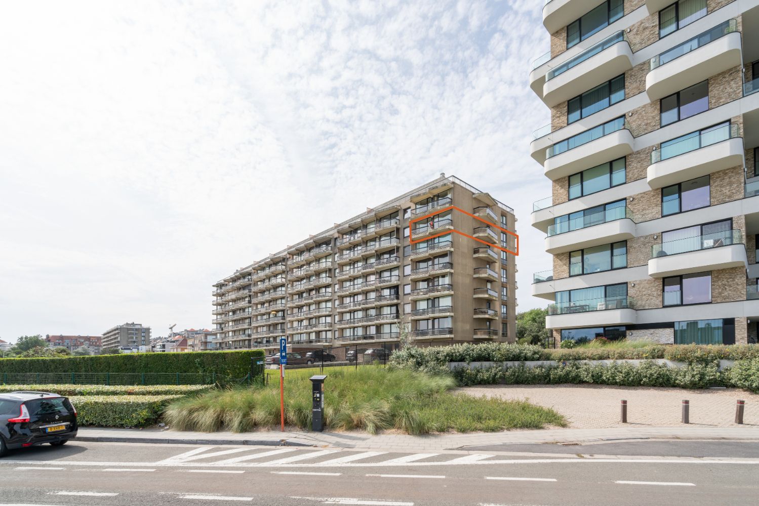 Prachtig doorlopend hoekappartement met zowel frontaal zeezicht als zicht op de polders foto 8