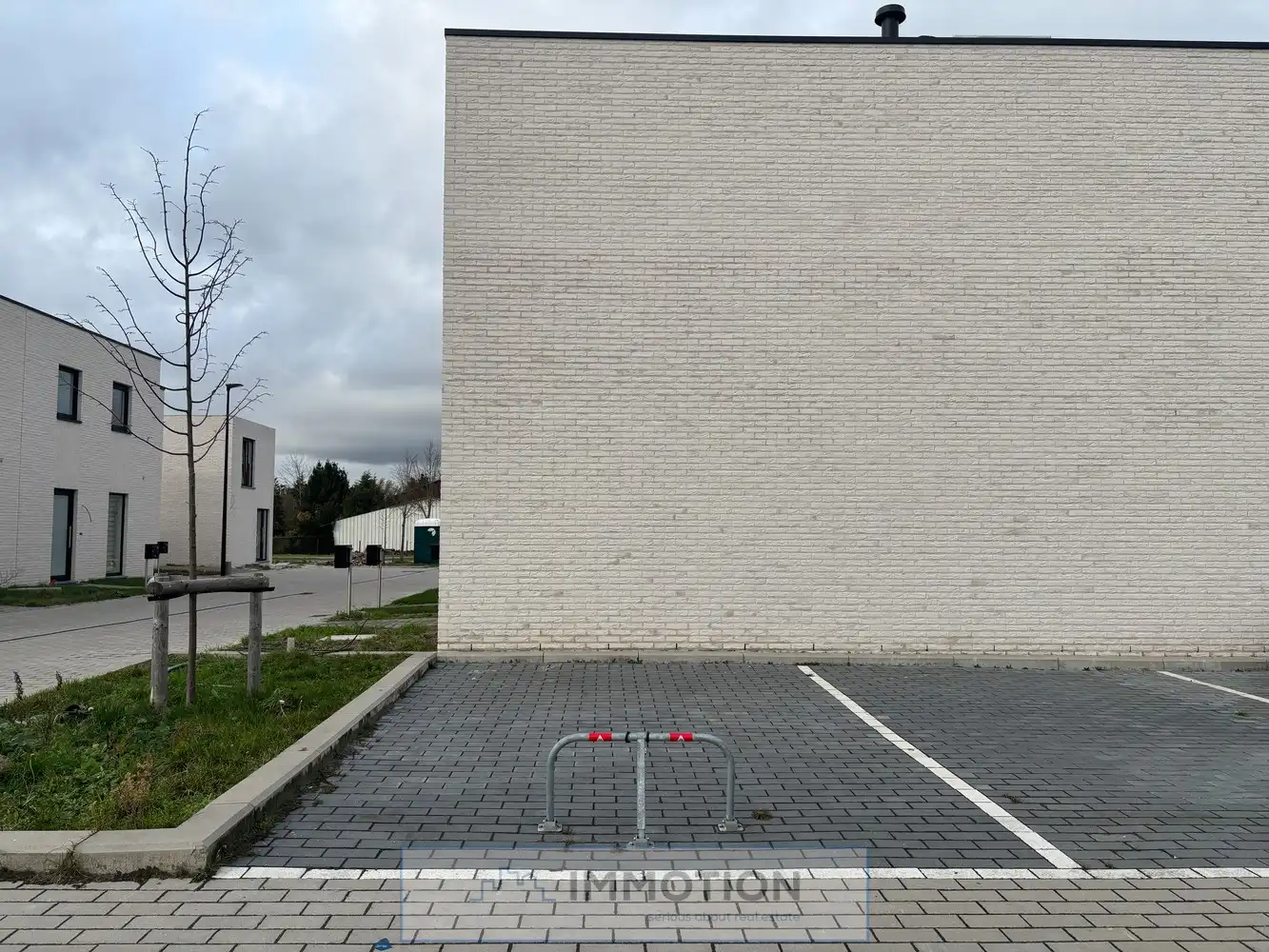 SEIZOENSWIJK - Investeer zorgeloos in knap wonen in Kuurne - GEGARANDEERDE HUURINKOMSTEN foto 16