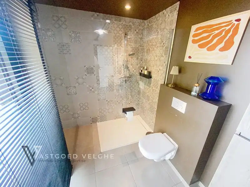 Moderne woning  van 151m² aan de rand van centrum-Genk foto 24