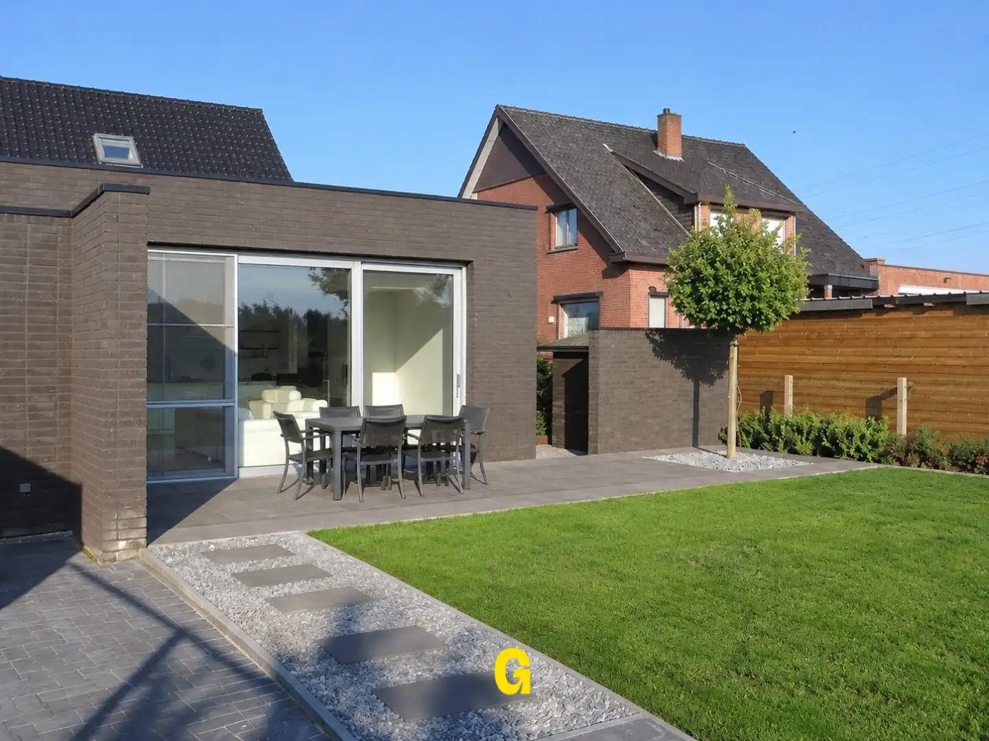 Aantrekkelijk gerenoveerde woning in OB met drie slaapkamers, terras, garage en tuin  foto 18
