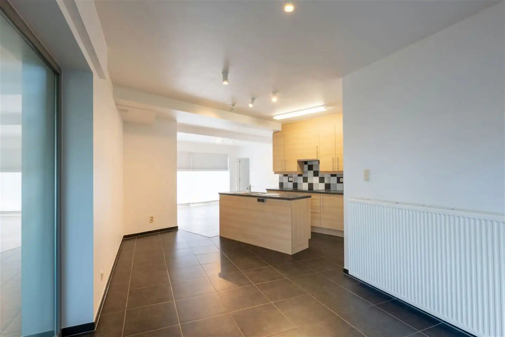 Gelijkvloers appartement met garage in Nederename foto 3