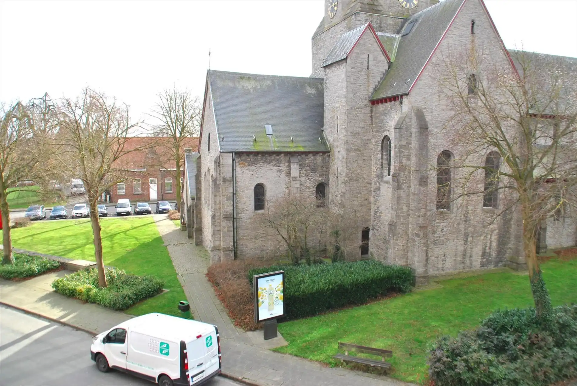 Lichtrijk, heel gezellig appartement met één slaapkamer en garage! foto 7