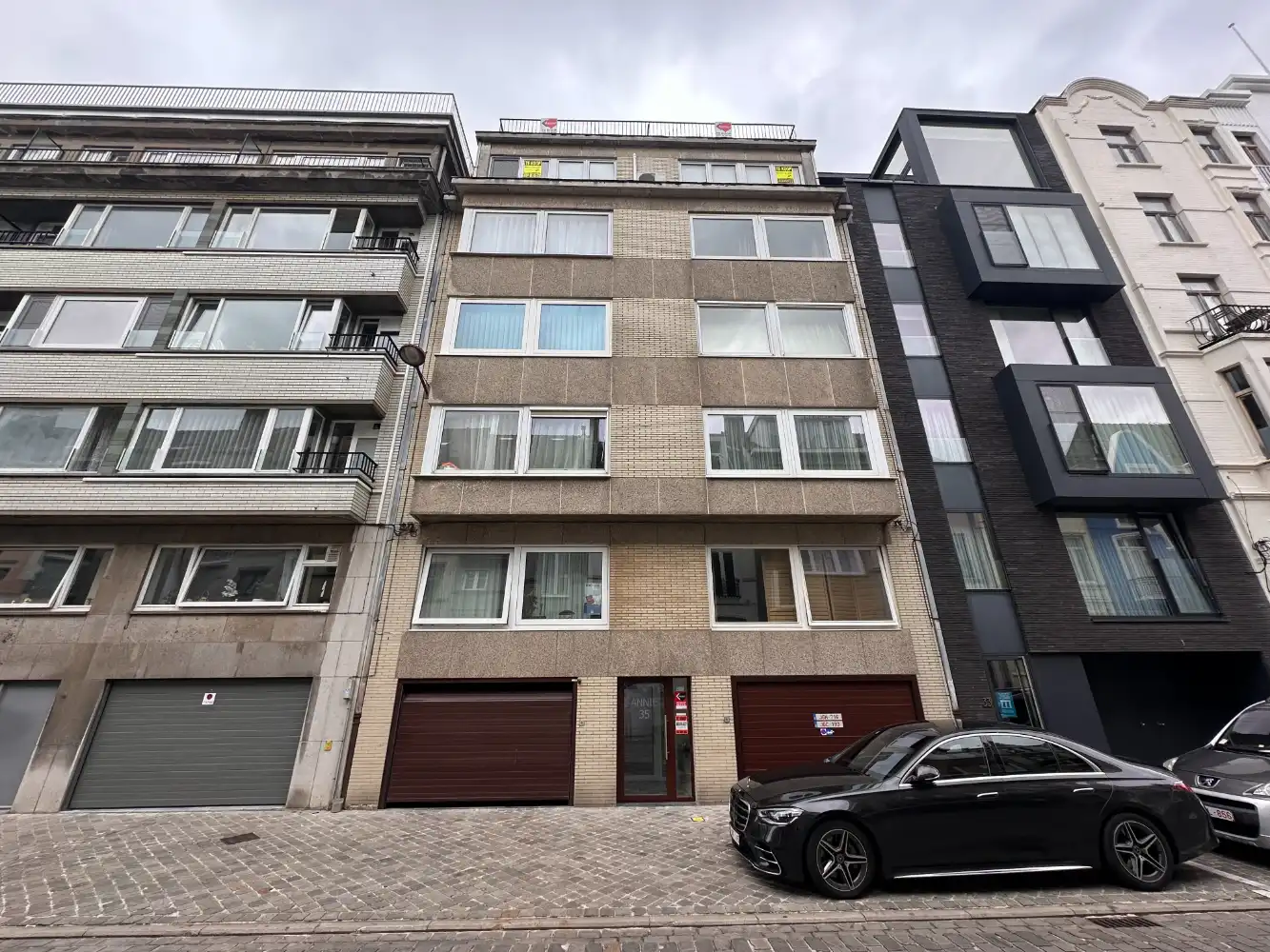 Gesloten parkeerplaatsen foto 10