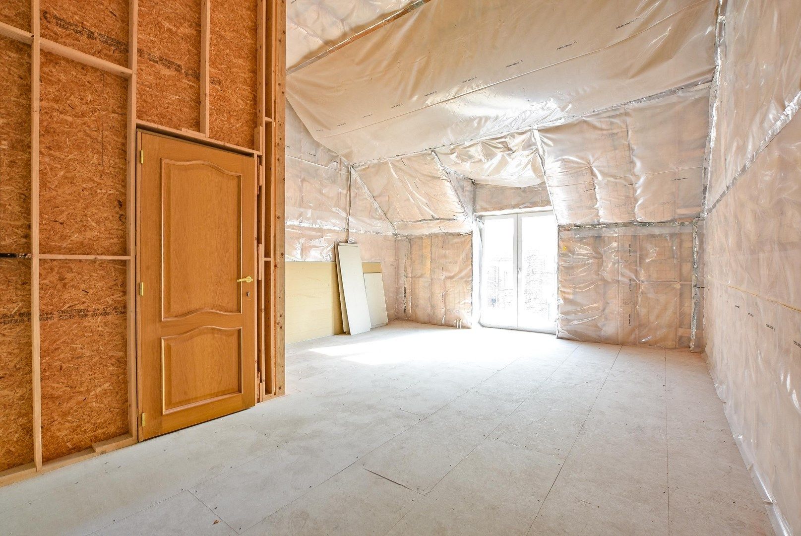 HUUR-KOOP: Restaurant 'De Haven' volledig gebouw met mogelijheden vlakbij de kaai gelegen op 313 m². foto 17