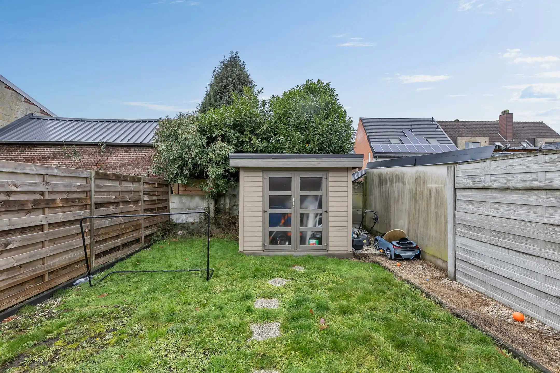 Prachtige instapklare woning met 3 slpks, tuin en garage foto 27
