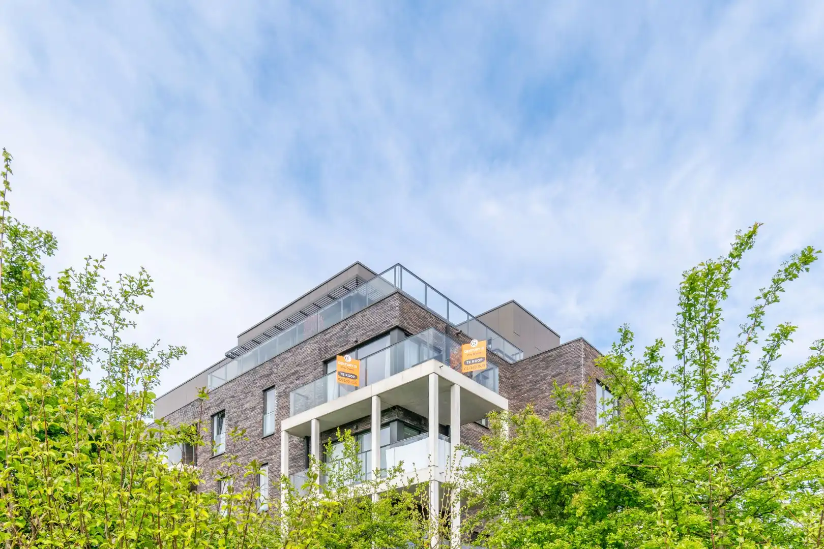 Een recent en zongericht appartement te Halle! foto 2