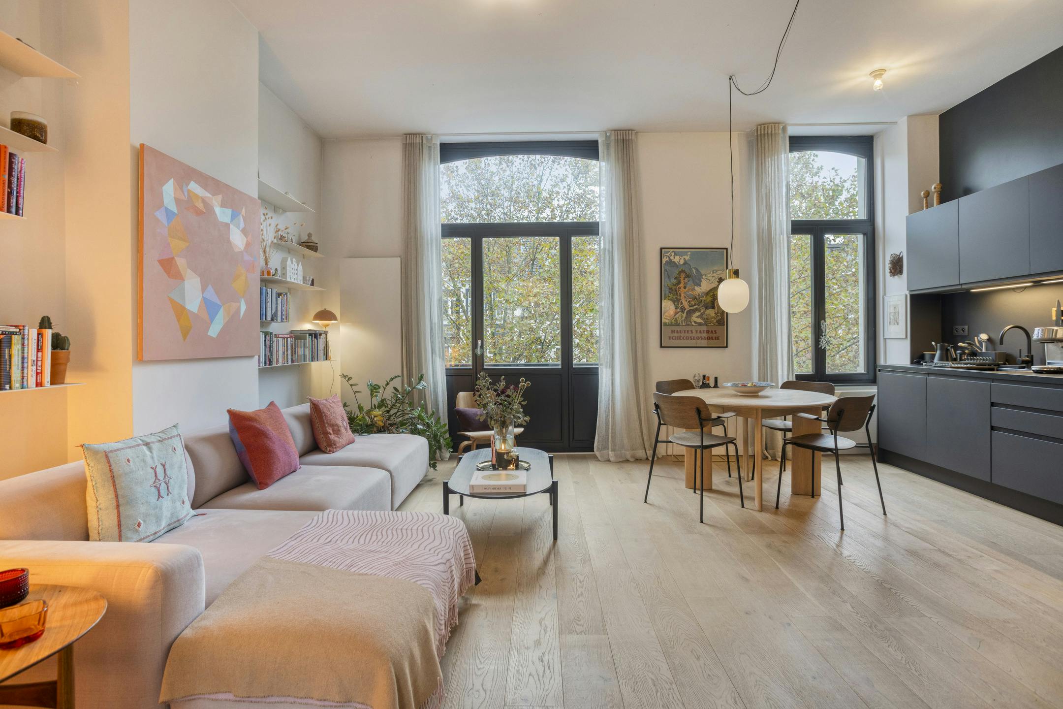 Volledig gerenoveerd appartement in Sint-Gillis foto 7