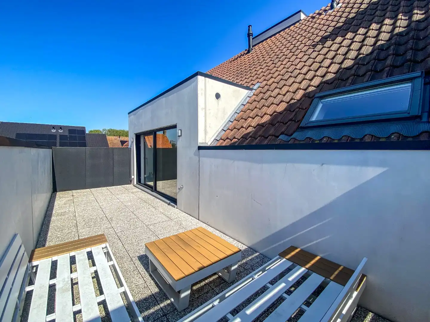 Ruim 2-slaapkamerappartement (129m²) te Leke (Diksmuide).  foto 3