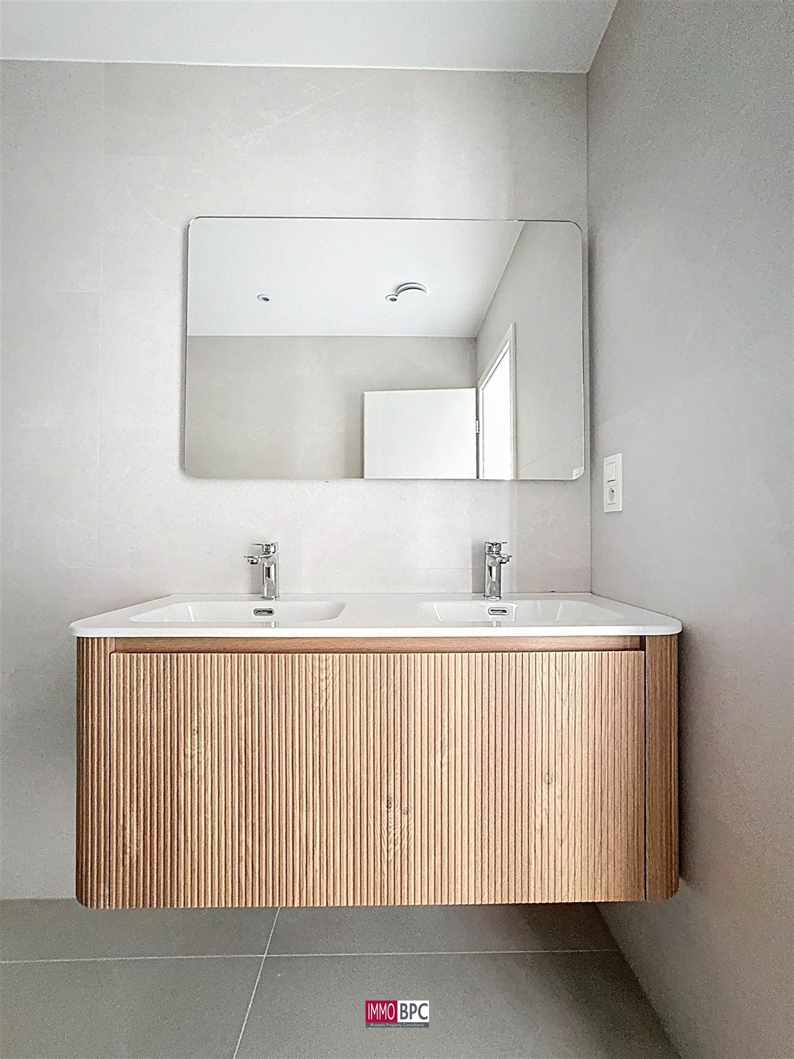 Prachtige nieuwbouwwoning in Wemmel – driegevel met zonnige tuin, hoogwaardige afwerking en extra’s! foto 27