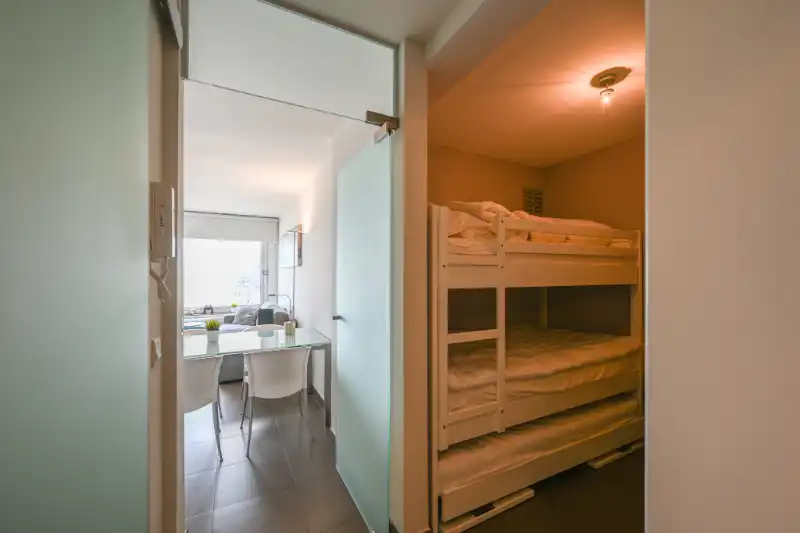 Studio met slaaphoek met prachtig zeezicht! foto 16