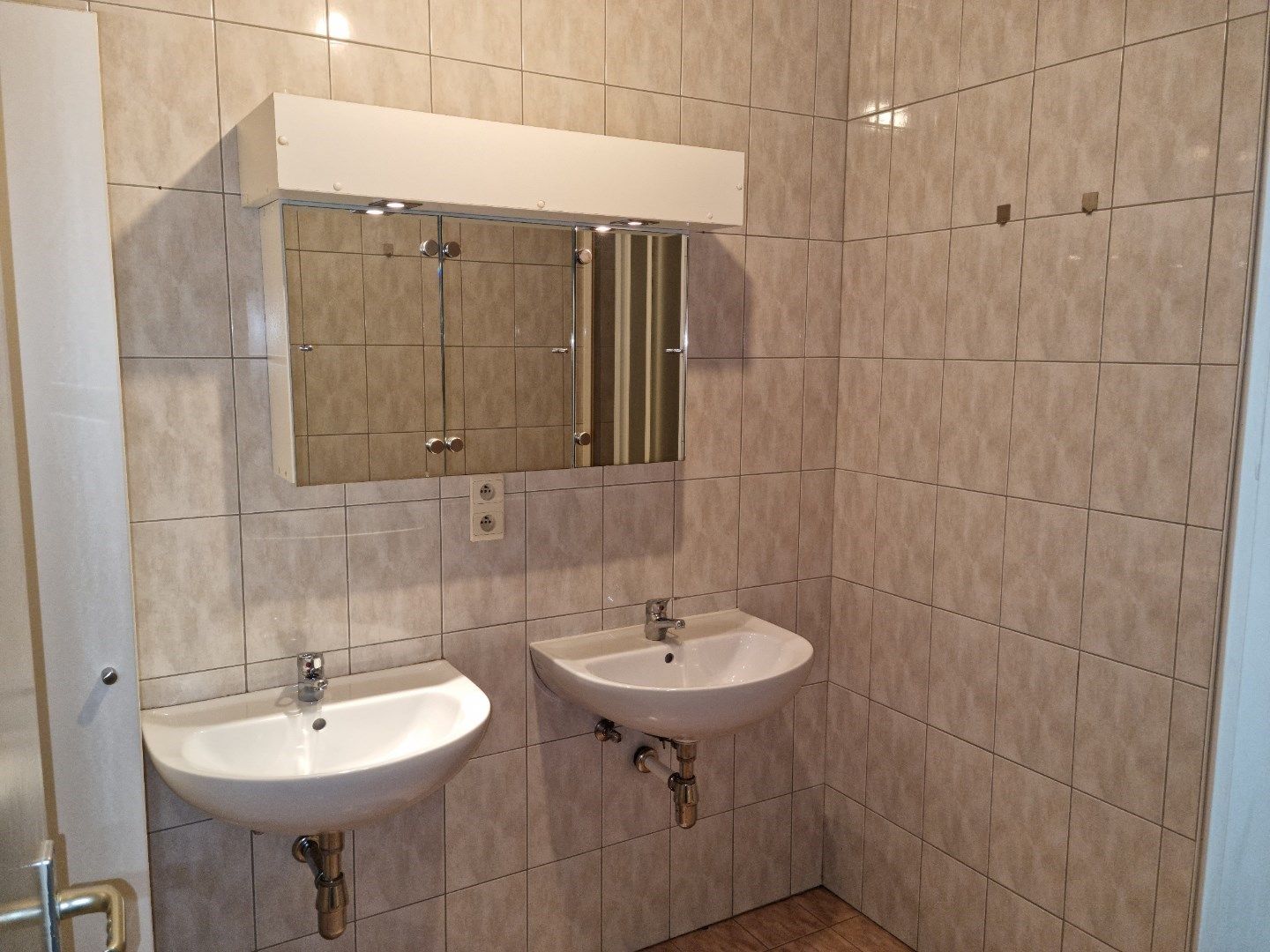 Instapklaar 1-slaapkamerappartement met garage TE KOOP in Sint-Amandsberg (Gent) foto 8