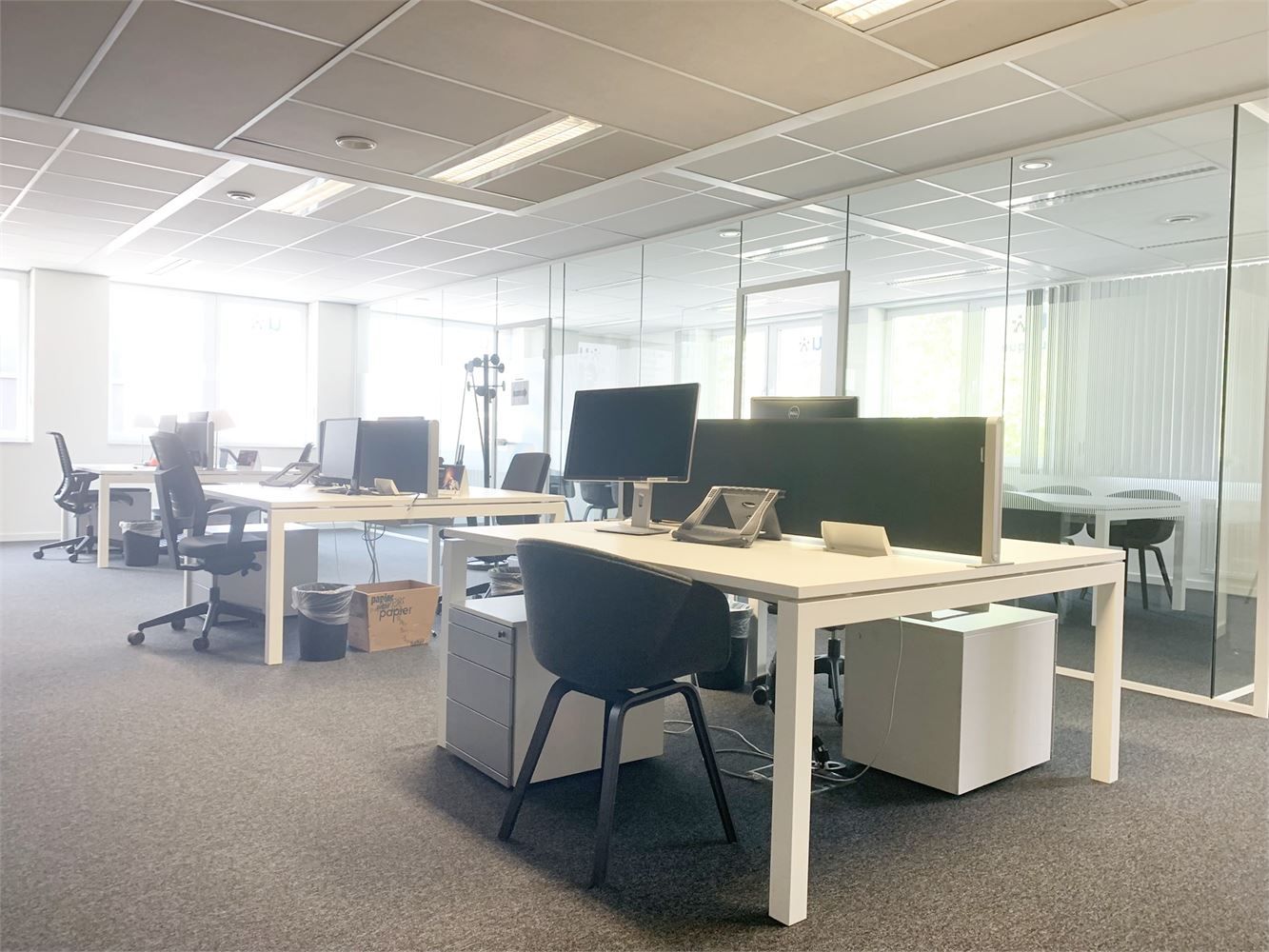 INSTAPKLARE KANTOORRUIMTE MET4 PARKINGS foto 5