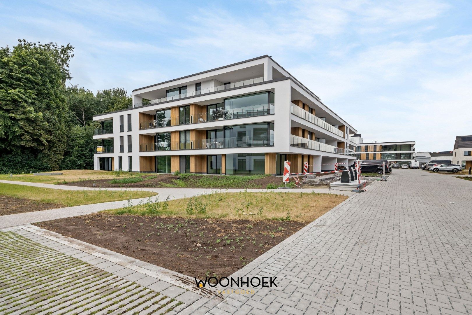 Luxueus 3-slpk nieuwbouwappartement OEVERPARK te Lokeren foto {{pictureIndex}}