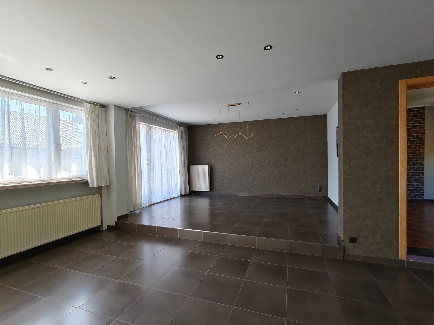 Ruime bel-étagewoning met garage, tuin en vier slaapkamers  foto 4