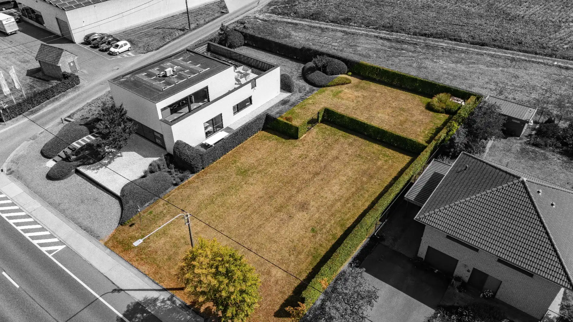 BOUWGROND VAN 771 m² - TOPLIGGING, GEEN BOUWVERPLICHTING  foto 3