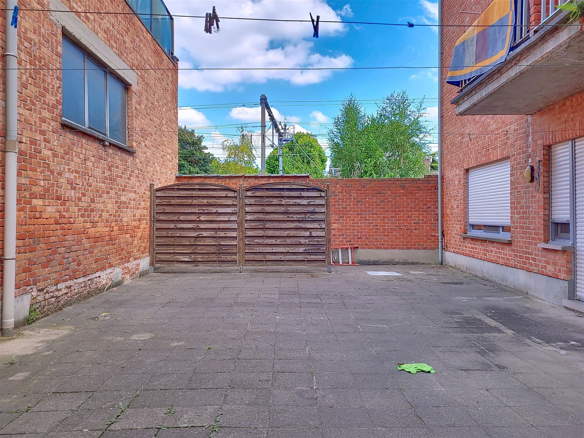 In optie! Goed gelegen appartement met 2 slaapkamers foto 8