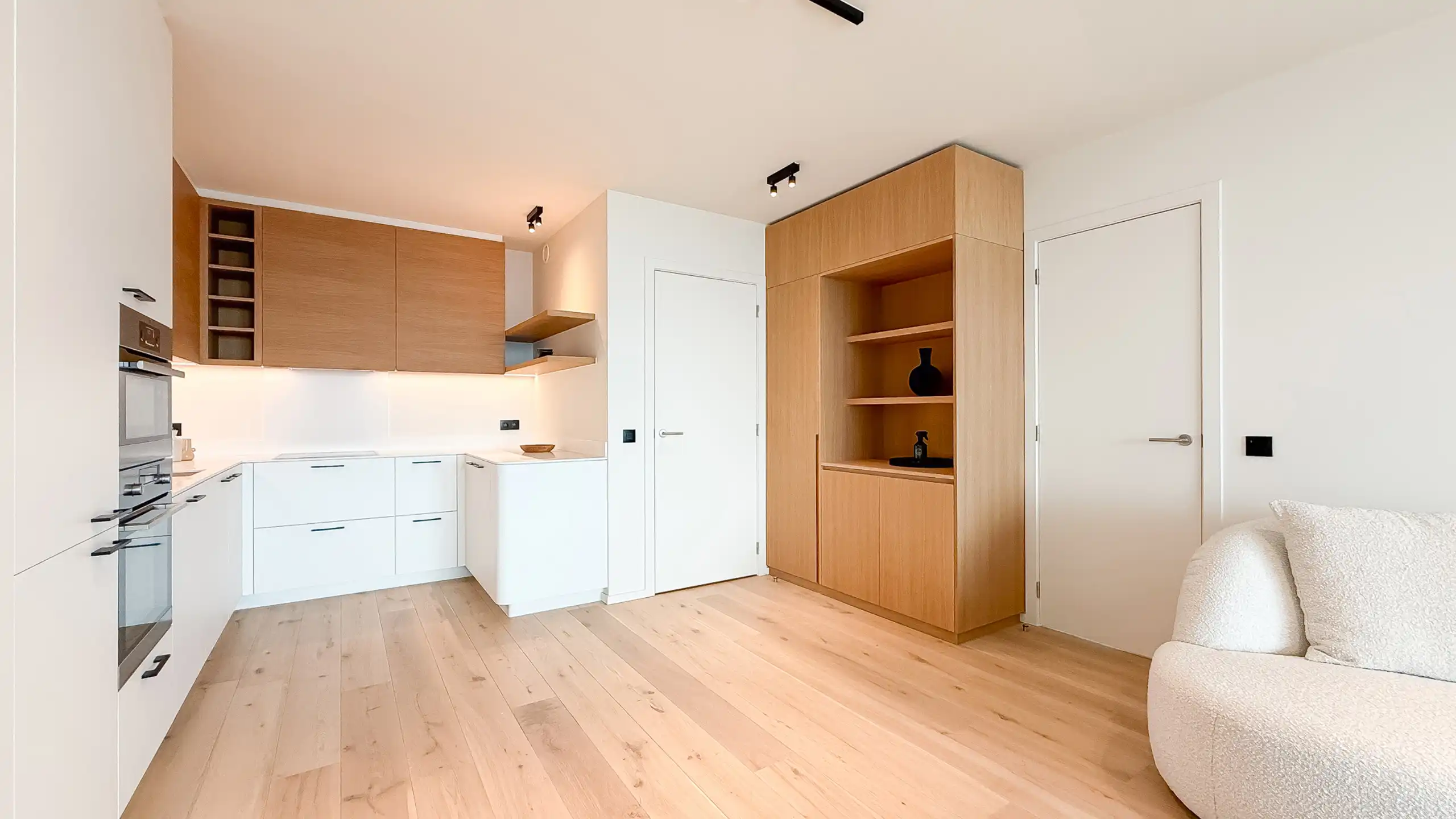 Luxueus appartement met panoramisch uitzicht in “The Tower” foto 16