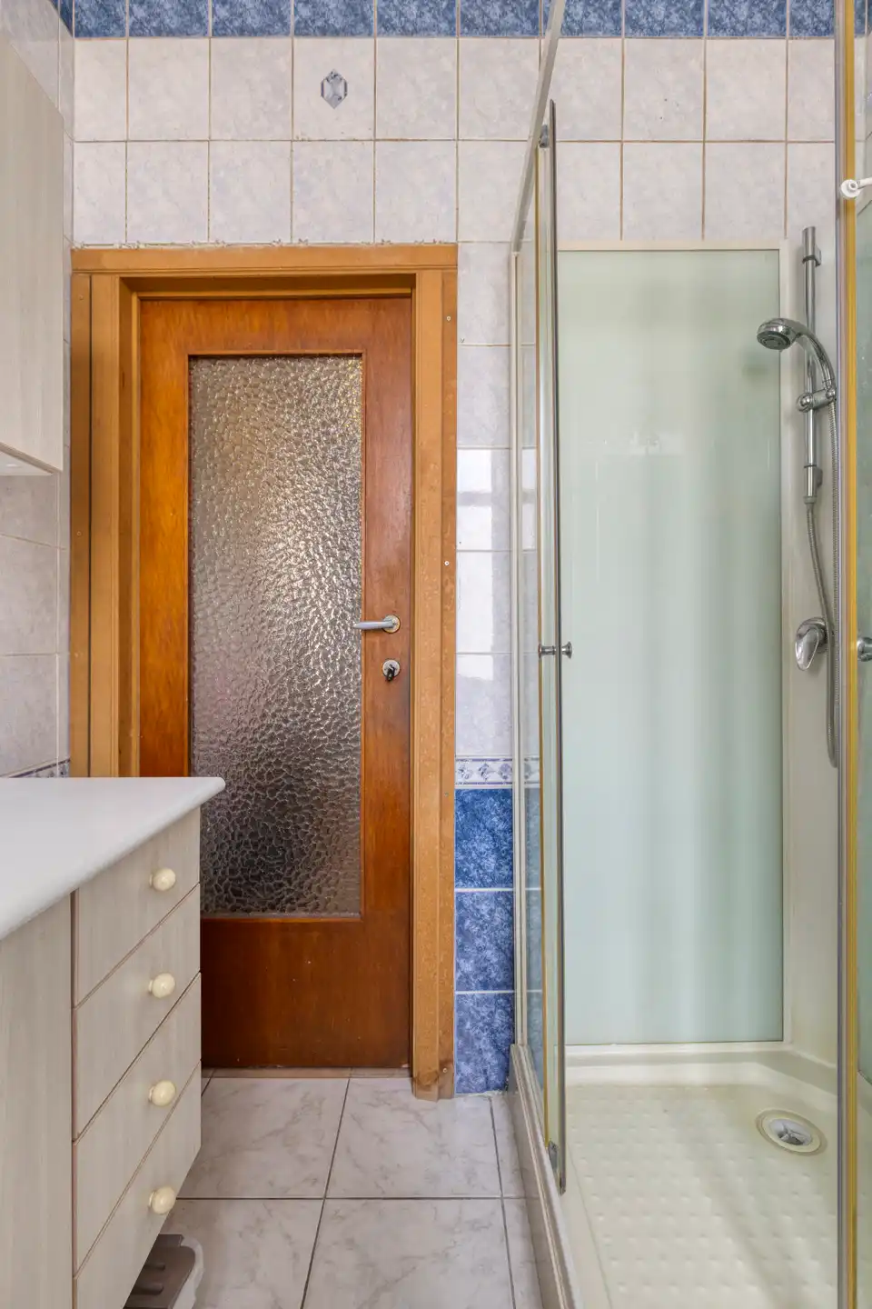 Gezellige woning 4 slpk, groot atelier 100m² en zonneterras foto 18