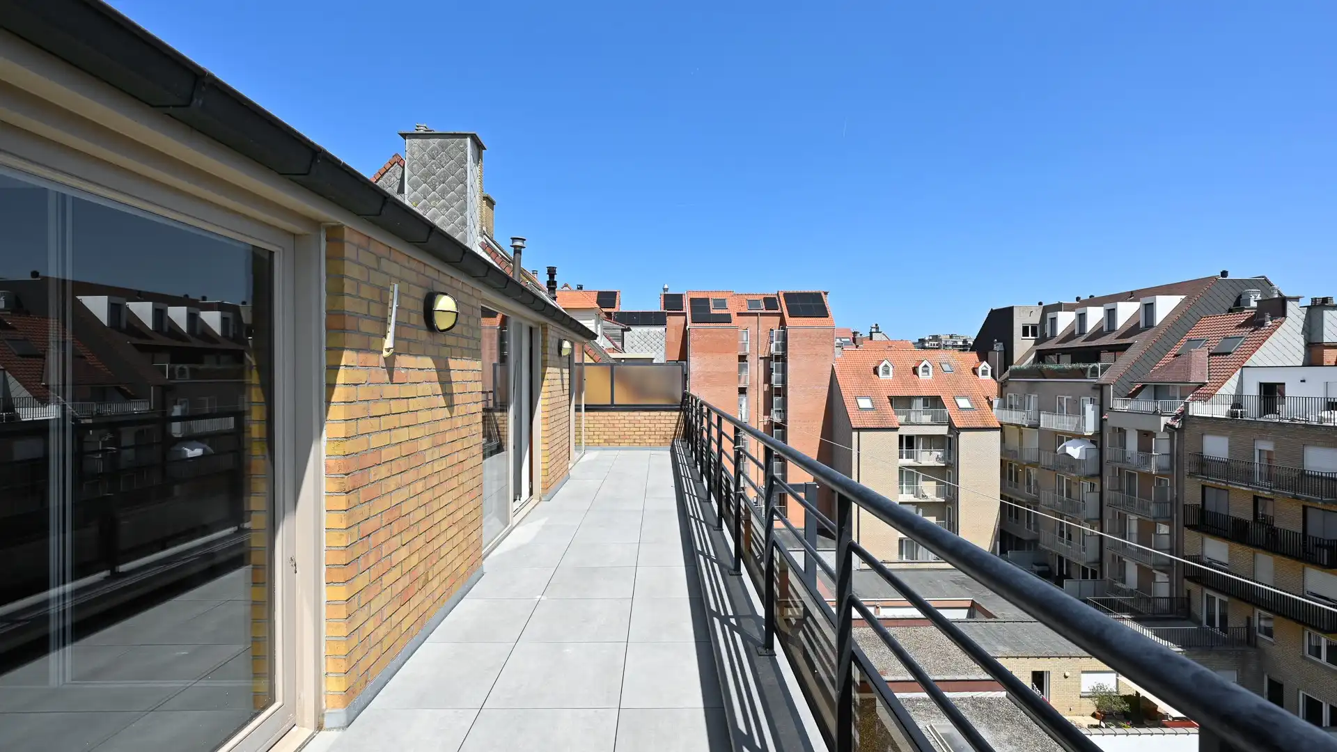 Sublieme penthouse met 12 meter gevelbreedte en riante terrassen foto 24