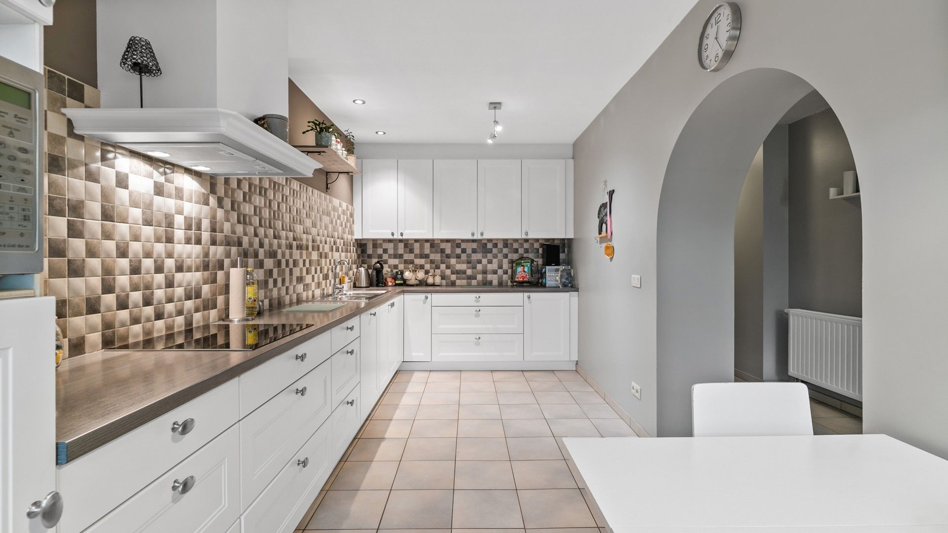 Instapklare woning met 3 slpkrs in Opglabbeek foto 11