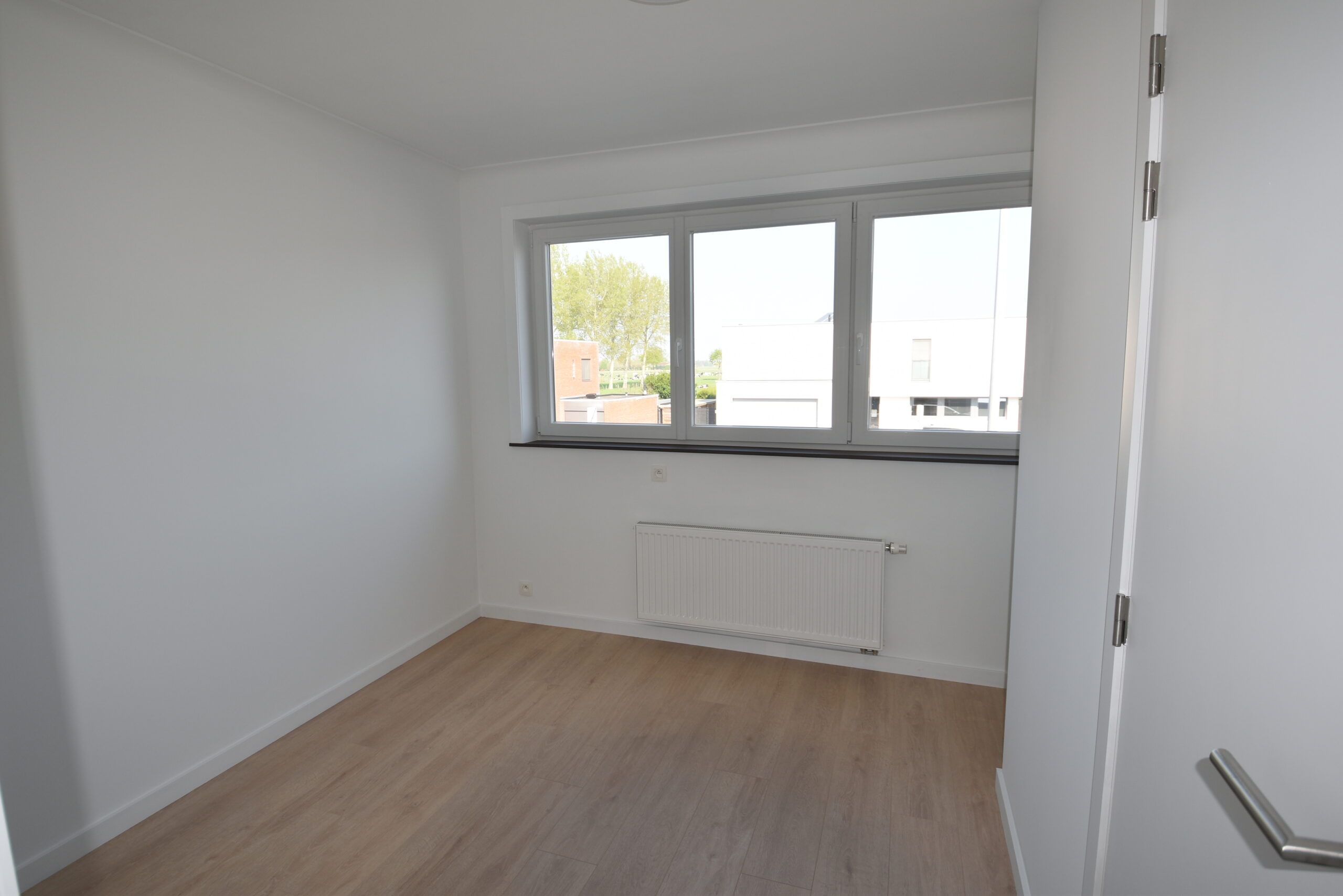 Instapklaar, gerenoveerd appartement met 2 slaapkamers en garage – Nieuwkerken-Waas foto 9