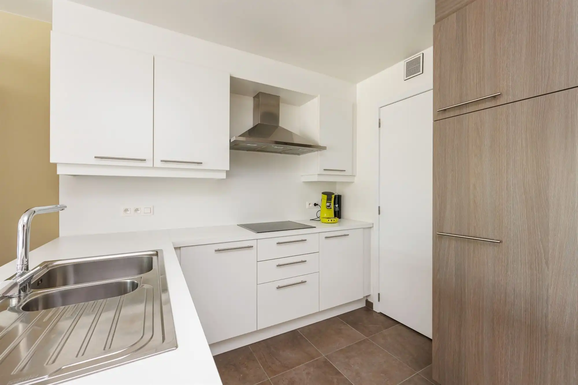 Energiezuinig appartement in centrum Burcht met terras foto 8