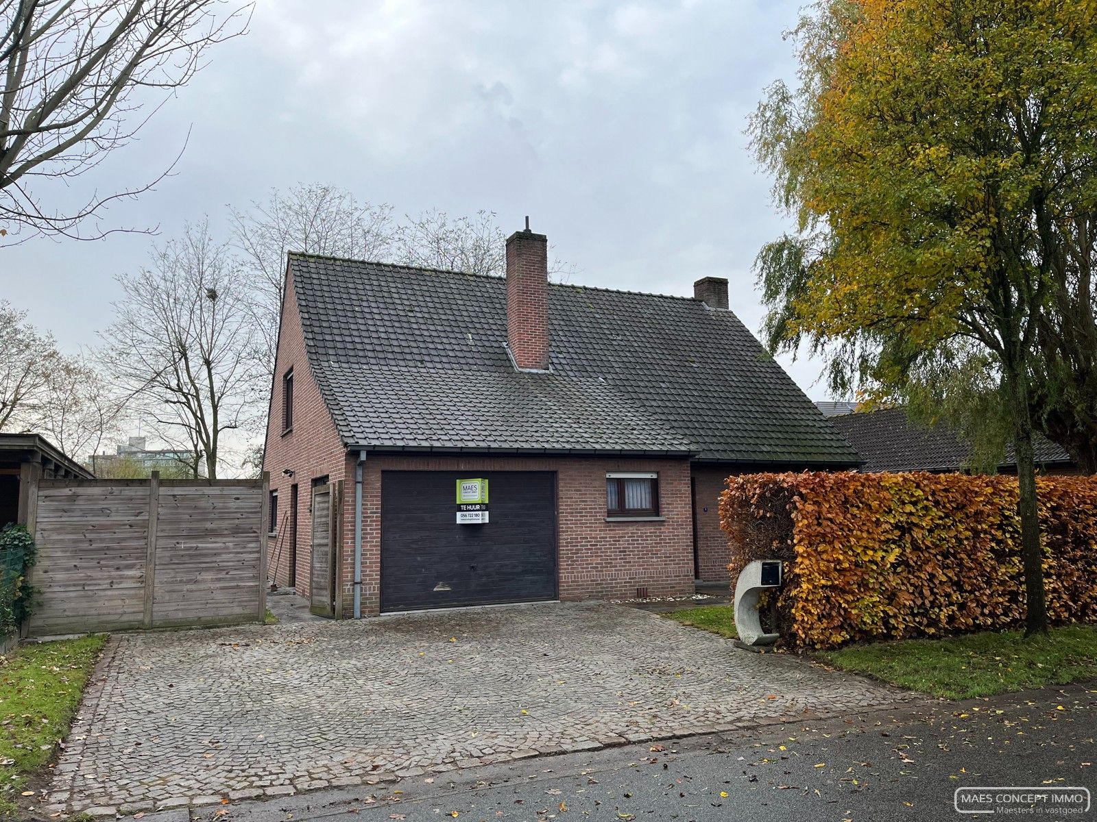 Villa te huur in Waregem op rustige ligging foto {{pictureIndex}}