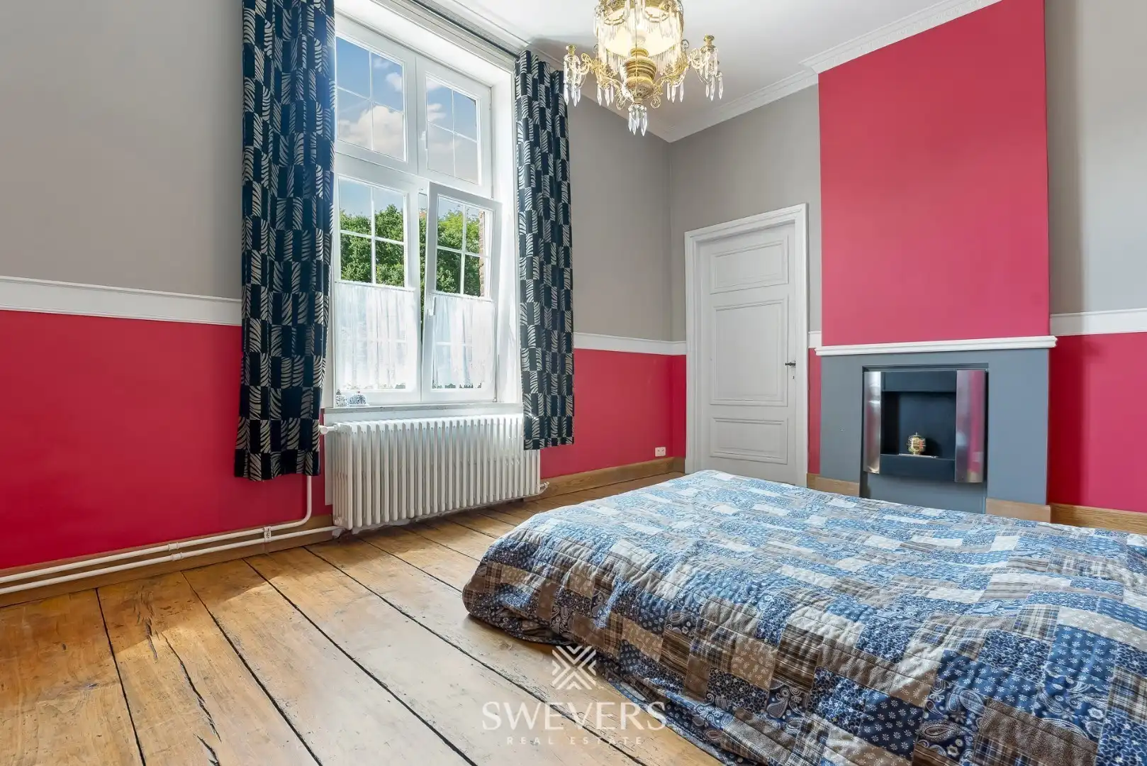 Authentiek herenhuis op 77a met stallingen foto 16