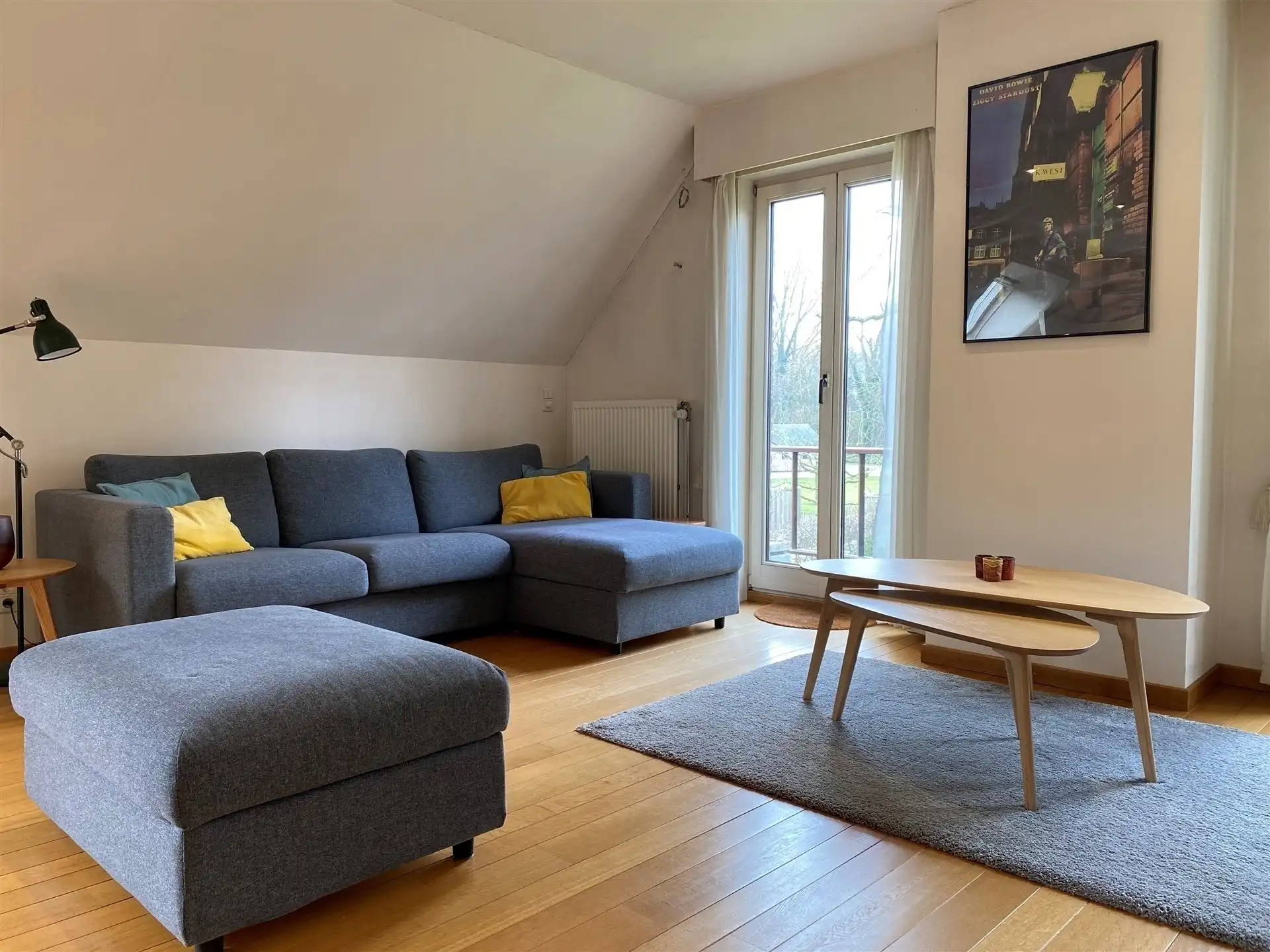 Zonnig en gunstig gelegen ruim appartement op eerste verdieping. foto 4