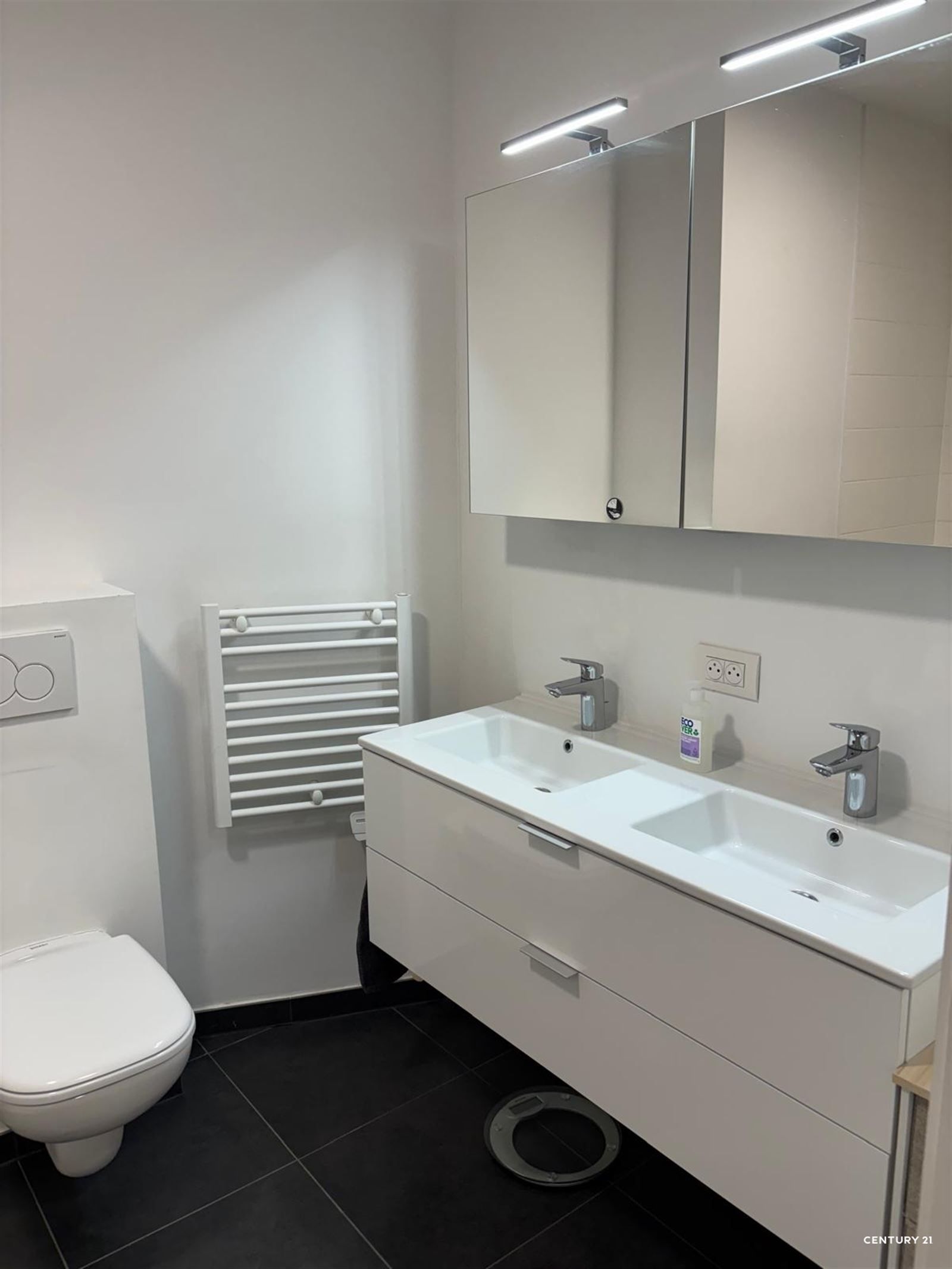 Nieuwbouw App 2 slpks, 2 terassen, autostaanplaats,kelder foto 12