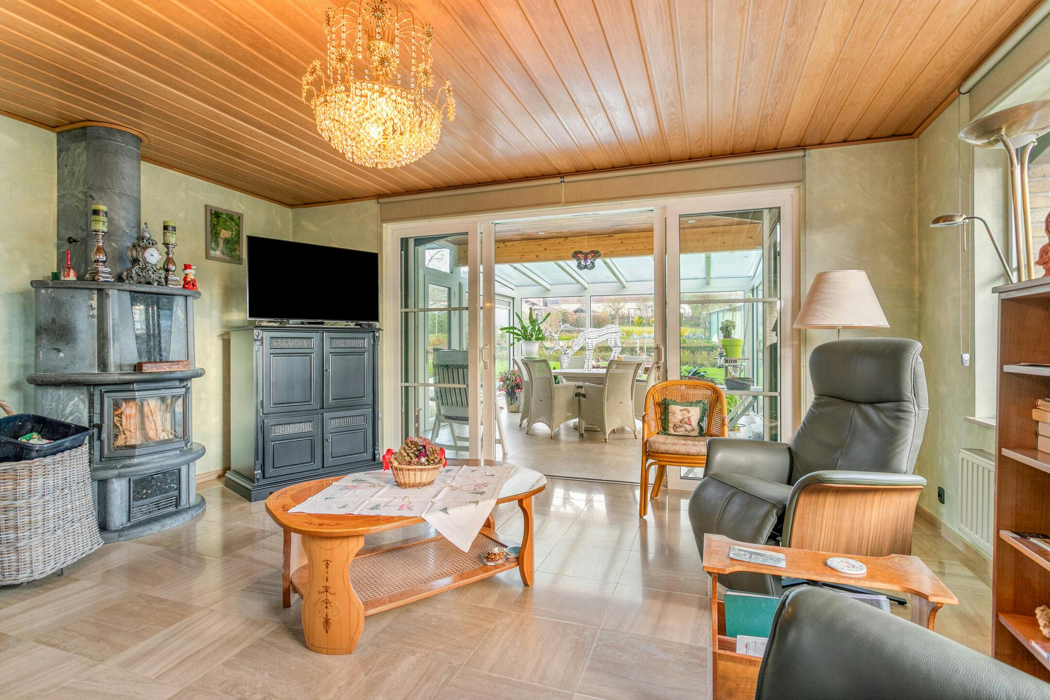 Alleenstaande villa met 3 slaapkamers in Ronse te koop foto 4