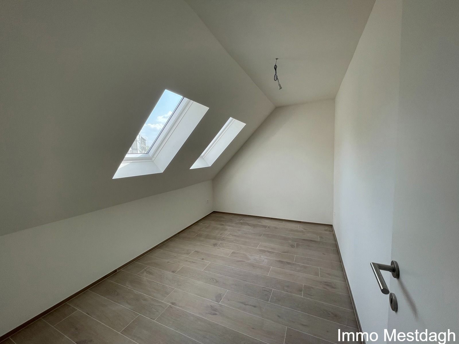 Nieuwbouw duplex appartement centrum Diest, met terras en zonnepanelen. foto 15