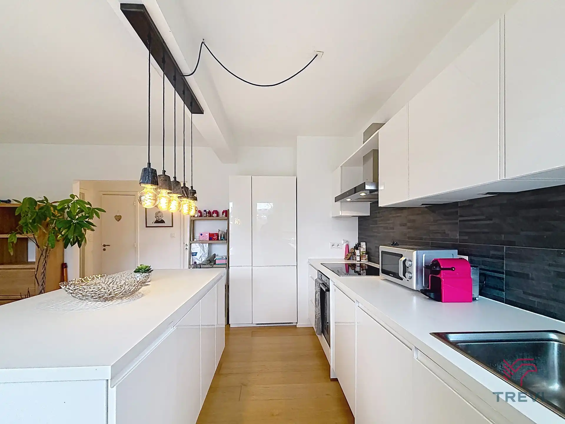 Mooi appartement met 2 slaapkamers vlakbij het Dumontplein foto 5