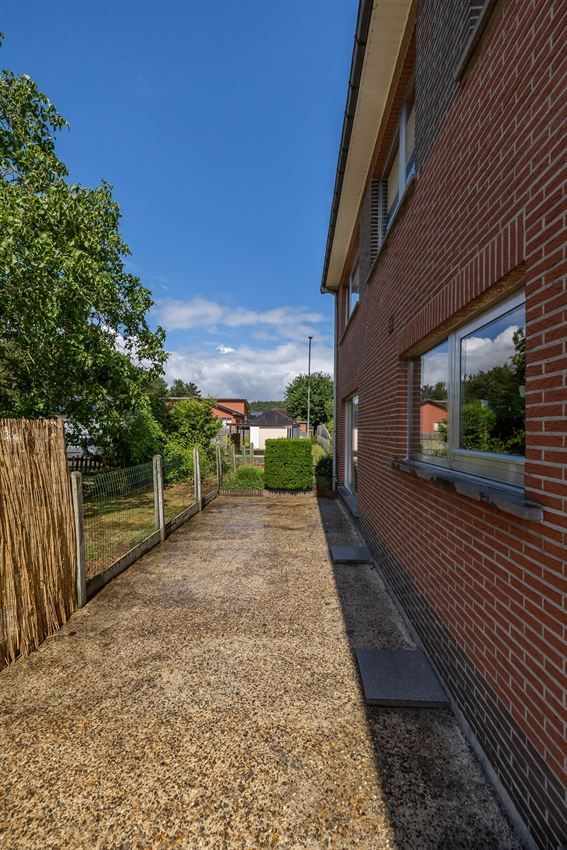 vlakbij Elzenbos, nabij centrum en station  foto 8