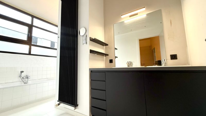 Centraal gelegen loft met prachtig uitzicht op de Leiearm foto 17
