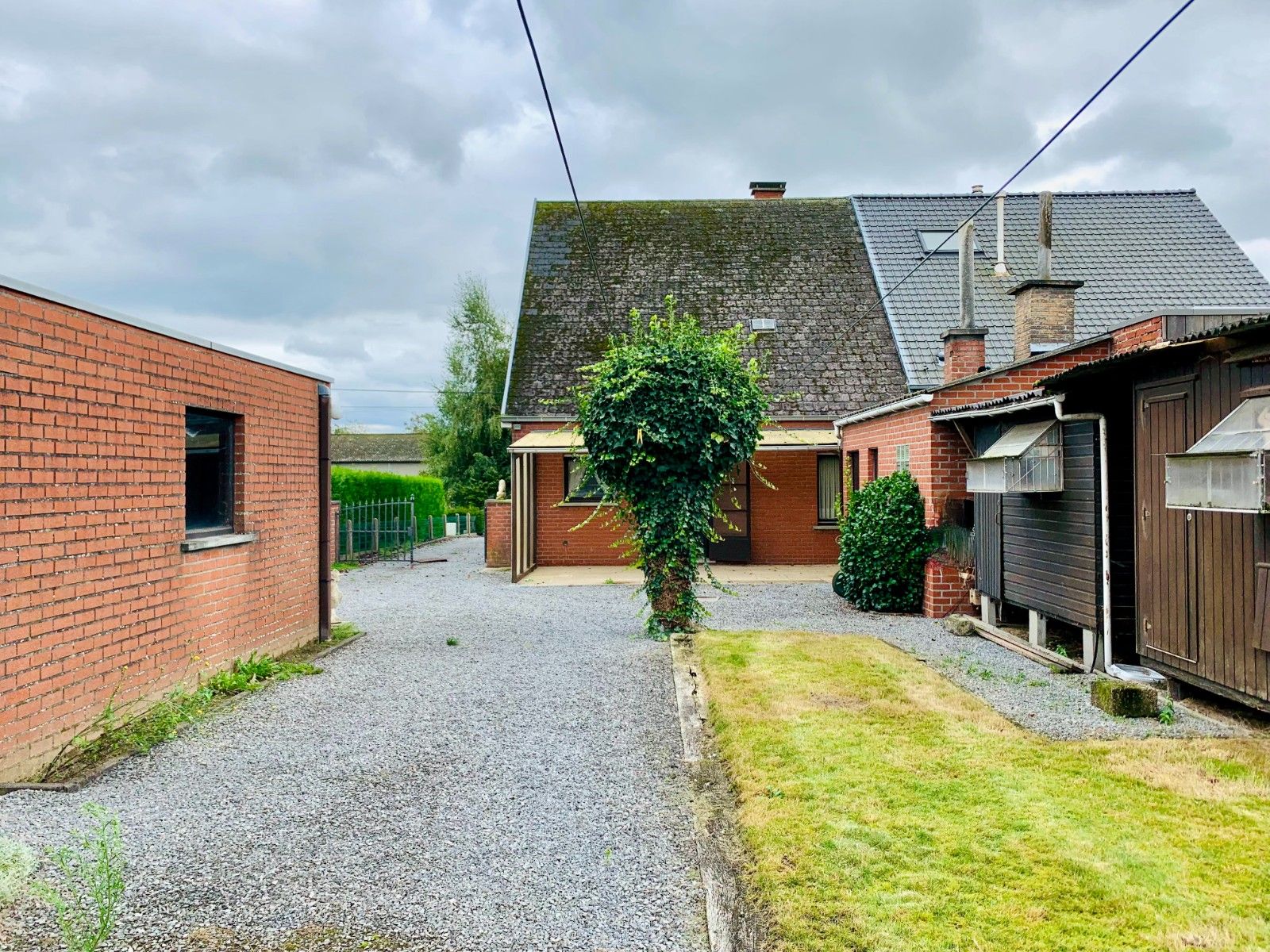 Te renoveren woning nabij centrum Deinze foto 10