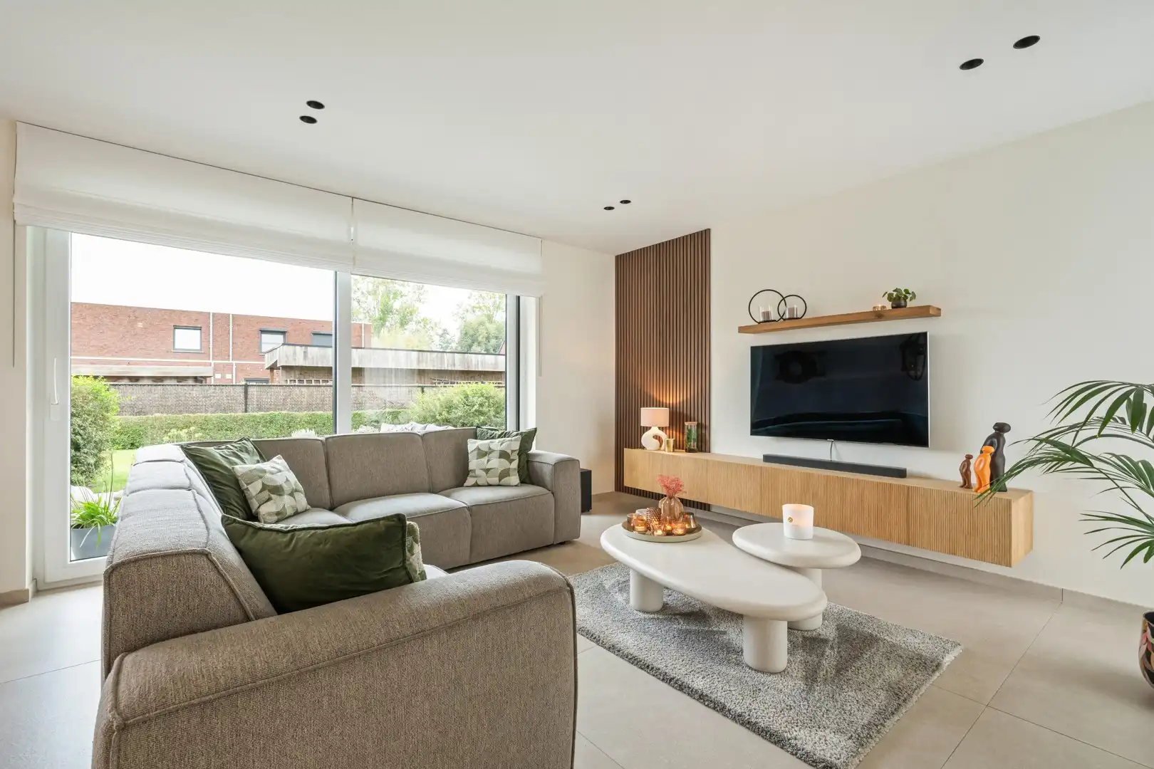 Recente, perfect afgewerkte villa met 4 slaapkamers te Roeselare foto 8