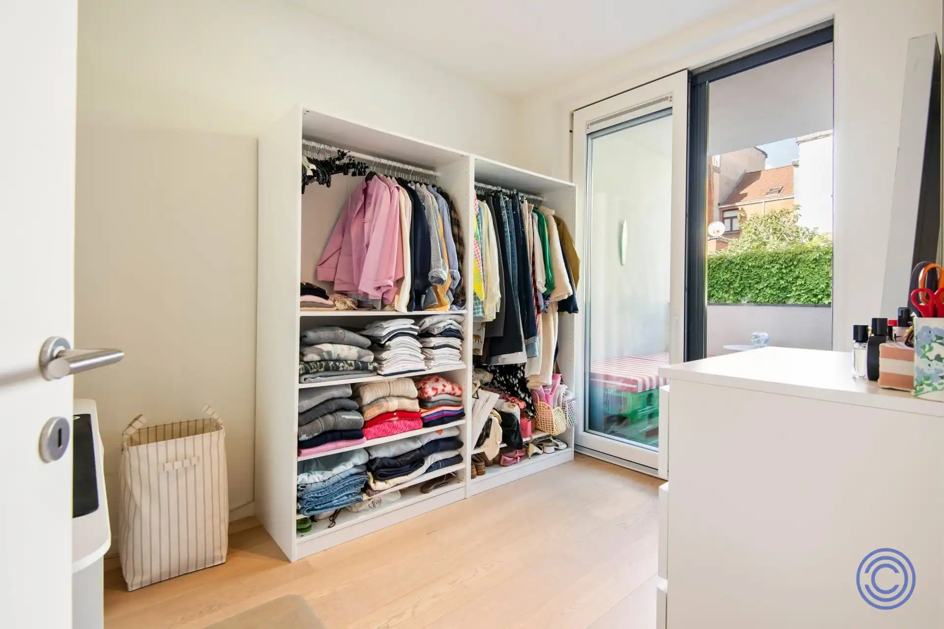 Instapklaar en energiezuinig appartement nabij Park Spoor Noord foto 11