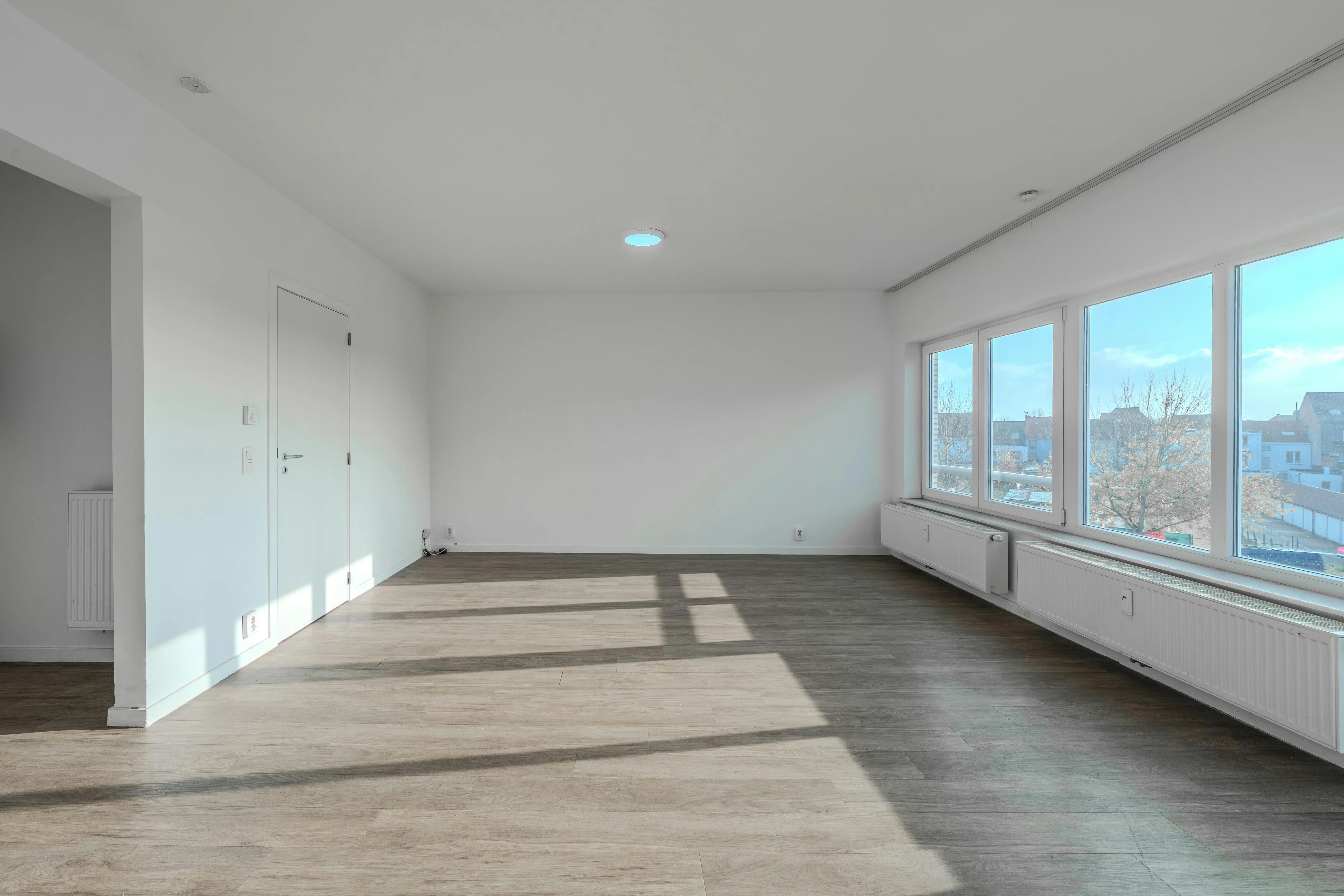 Instapklaar 2-slaapkamerappartement te Oostende foto 6