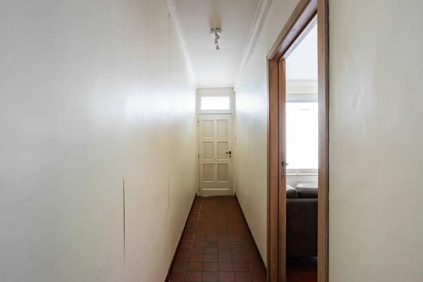 Gezellige woning met centrale ligging in Zwevegem foto 2