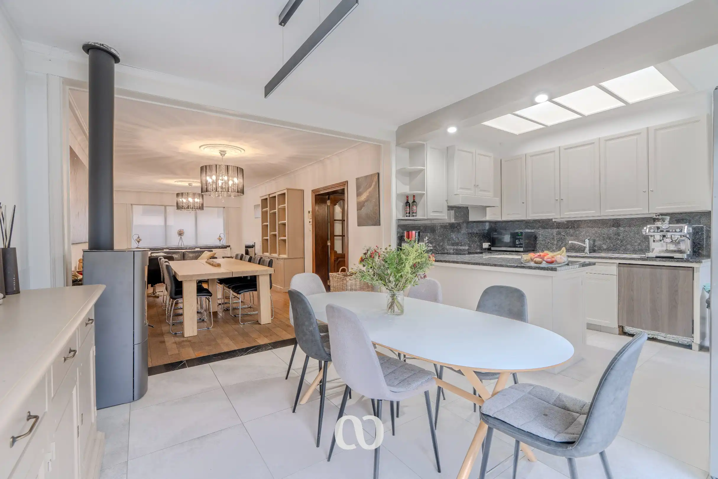 Ruime woning in het centrum van Oudenaarde foto 8